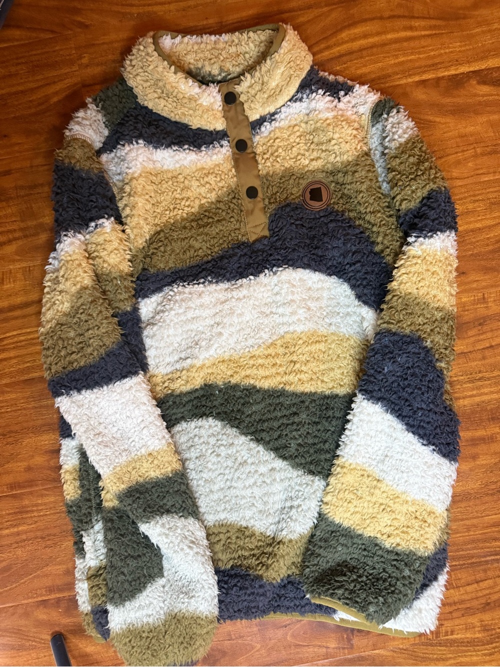Arizona Sherpa Pullover Sweater in Olive, Cream, and Navy - Casual Layering